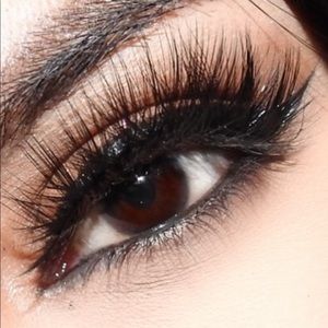 Meet your Posher, Nadia